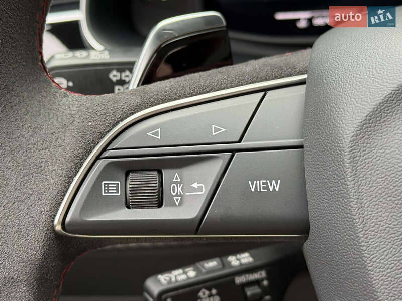 Внедорожник / Кроссовер Audi RS Q8 2024 в Киеве