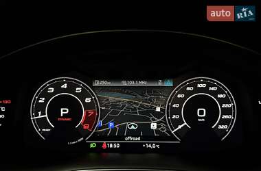 Позашляховик / Кросовер Audi RS Q8 2020 в 