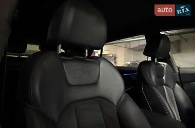 Позашляховик / Кросовер Audi RS Q8 2020 в 