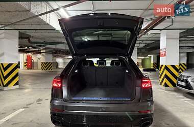 Позашляховик / Кросовер Audi RS Q8 2020 в 