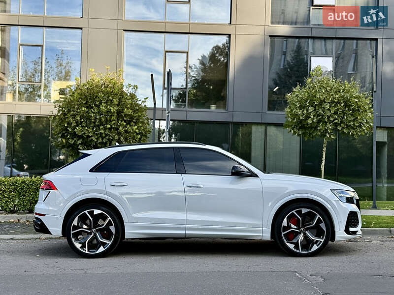 Позашляховик / Кросовер Audi RS Q8 2021 в Львові
