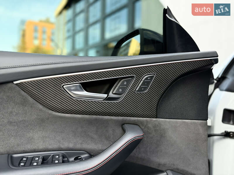 Позашляховик / Кросовер Audi RS Q8 2021 в Львові