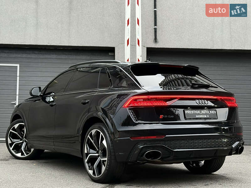 Позашляховик / Кросовер Audi RS Q8 2020 в Києві
