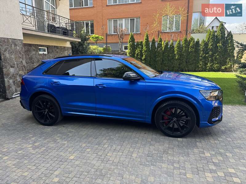 Внедорожник / Кроссовер Audi RS Q8 2020 в Киеве