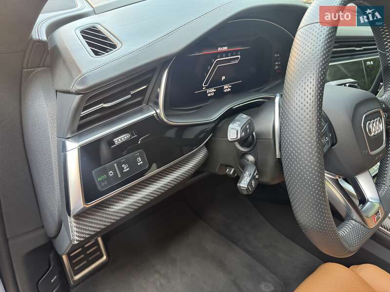 Внедорожник / Кроссовер Audi RS Q8 2020 в Киеве
