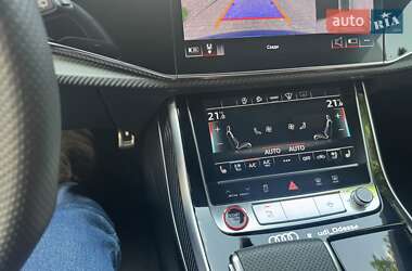 Внедорожник / Кроссовер Audi RS Q8 2020 в 