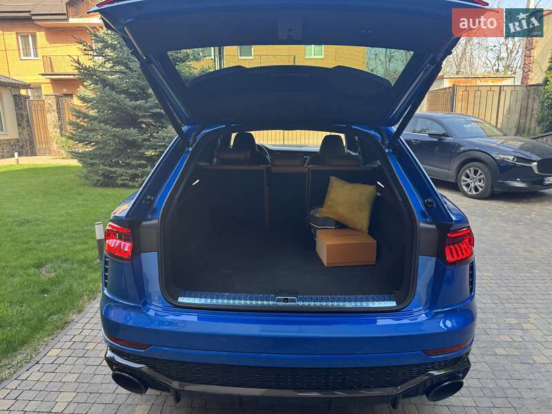 Внедорожник / Кроссовер Audi RS Q8 2020 в Киеве