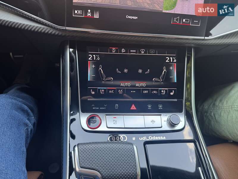 Внедорожник / Кроссовер Audi RS Q8 2020 в Киеве