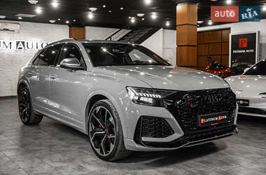Позашляховик / Кросовер Audi RS Q8 2023 в 