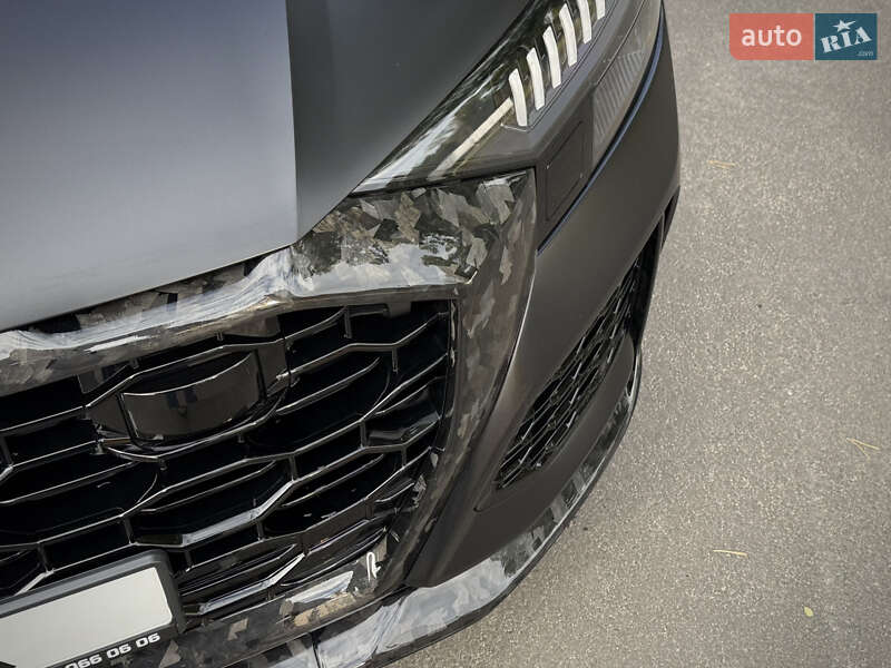 Внедорожник / Кроссовер Audi RS Q8 2021 в Чернигове