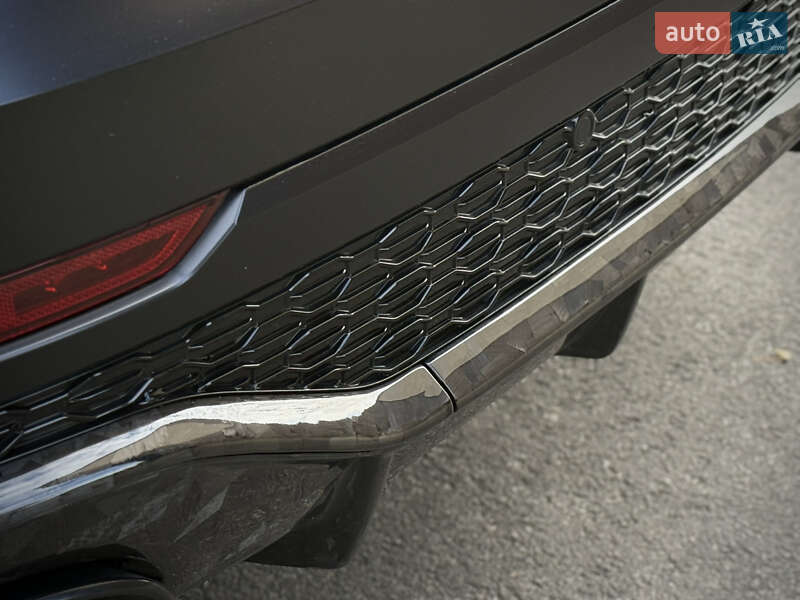 Внедорожник / Кроссовер Audi RS Q8 2021 в Чернигове