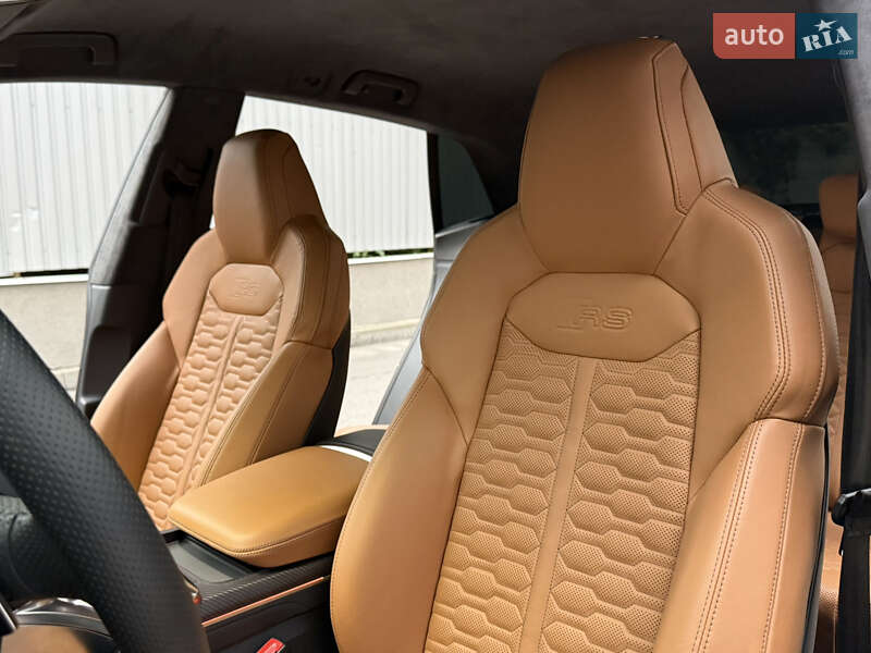Внедорожник / Кроссовер Audi RS Q8 2020 в Киеве фото 44 Внедорожник / Кроссовер Audi RS Q8 2020 в Киеве