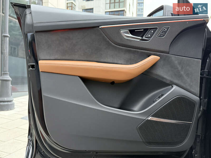 Внедорожник / Кроссовер Audi RS Q8 2020 в Киеве фото 56 Внедорожник / Кроссовер Audi RS Q8 2020 в Киеве