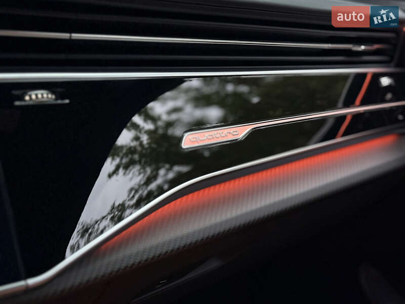 Внедорожник / Кроссовер Audi RS Q8 2020 в Киеве фото 87 Внедорожник / Кроссовер Audi RS Q8 2020 в Киеве