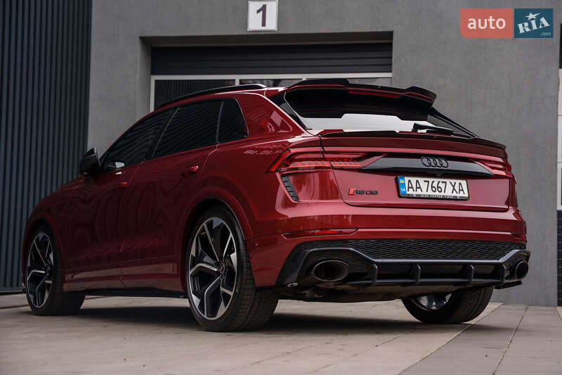 Внедорожник / Кроссовер Audi RS Q8 2020 в Киеве