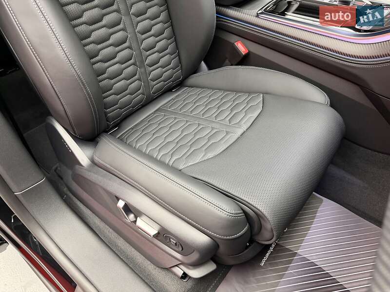 Внедорожник / Кроссовер Audi RS Q8 2025 в Киеве фото 58 Внедорожник / Кроссовер Audi RS Q8 2025 в Киеве