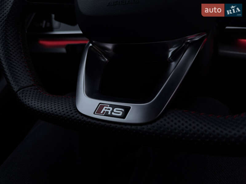 Внедорожник / Кроссовер Audi RS Q8 2020 в Киеве