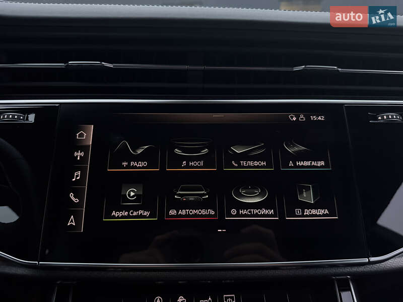 Внедорожник / Кроссовер Audi RS Q8 2020 в Киеве