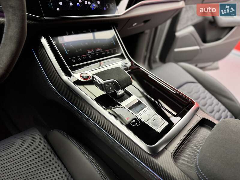 Позашляховик / Кросовер Audi RS Q8 2025 в Києві