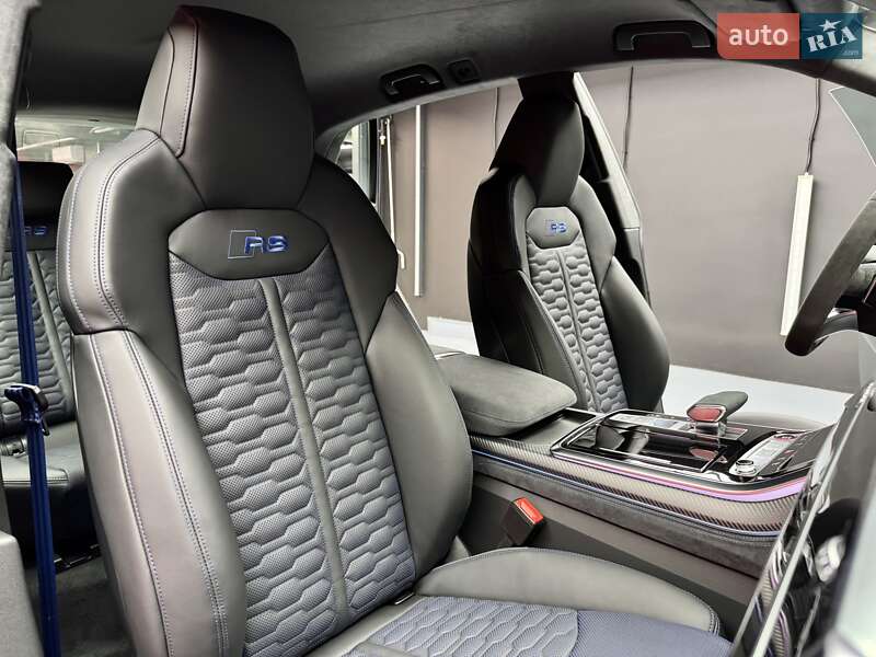 Позашляховик / Кросовер Audi RS Q8 2025 в Києві