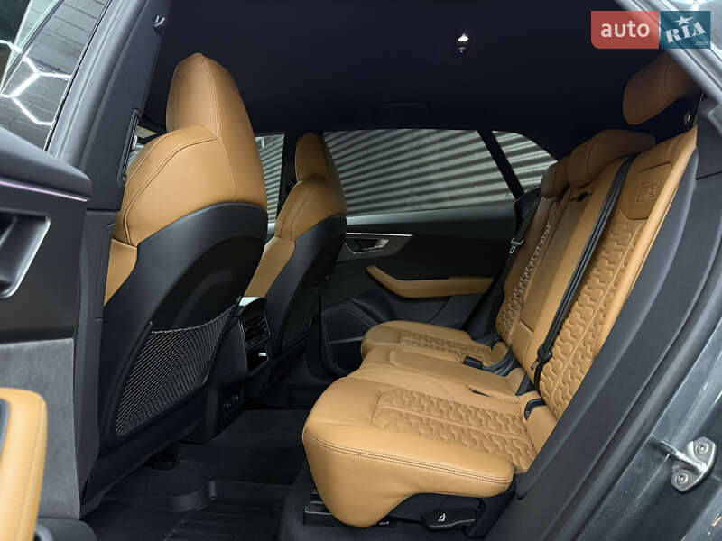 Внедорожник / Кроссовер Audi RS Q8 2022 в Киеве фото 26 Внедорожник / Кроссовер Audi RS Q8 2022 в Киеве