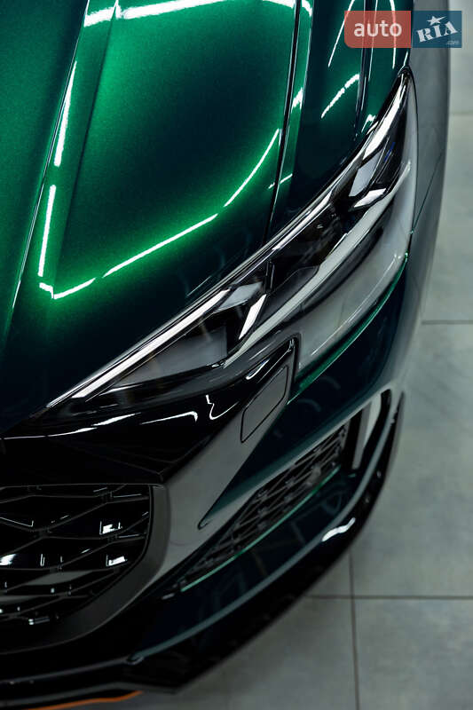 Позашляховик / Кросовер Audi RS Q8 2025 в Дніпрі фото 13 Позашляховик / Кросовер Audi RS Q8 2025 в Дніпрі
