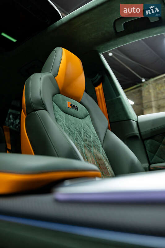 Позашляховик / Кросовер Audi RS Q8 2025 в Дніпрі фото 25 Позашляховик / Кросовер Audi RS Q8 2025 в Дніпрі