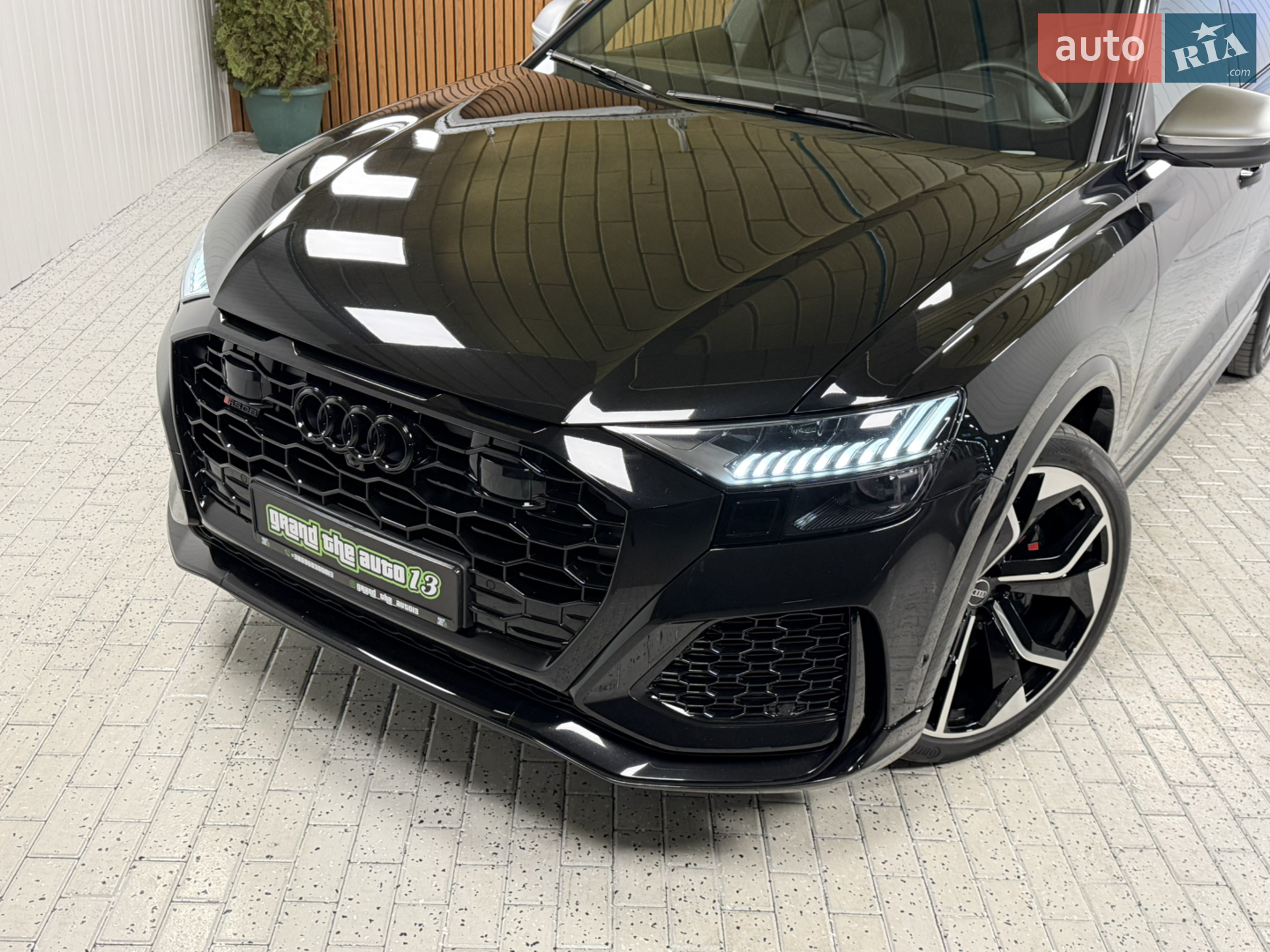 2023 Audi RS Q8 - мініатюра 11