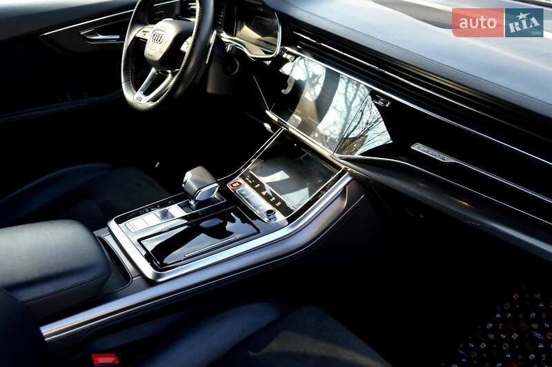 Внедорожник / Кроссовер Audi RS Q8 2021 в Одессе фото 43 Внедорожник / Кроссовер Audi RS Q8 2021 в Одессе