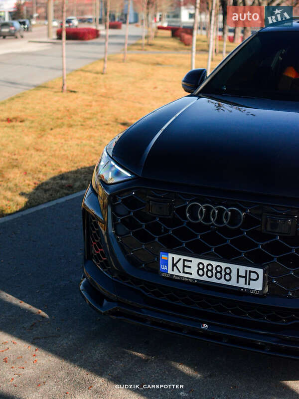 Внедорожник / Кроссовер Audi RS Q8 2025 в Днепре