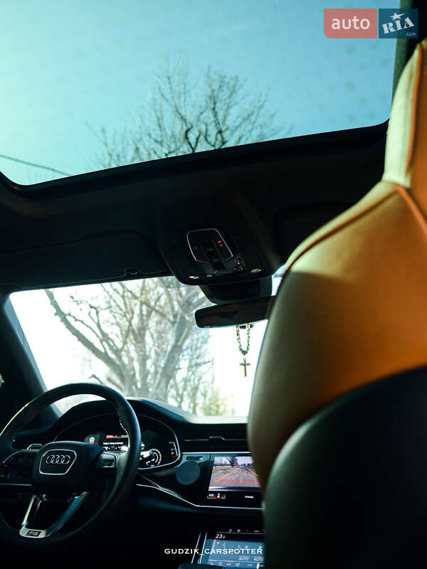 Внедорожник / Кроссовер Audi RS Q8 2025 в Днепре