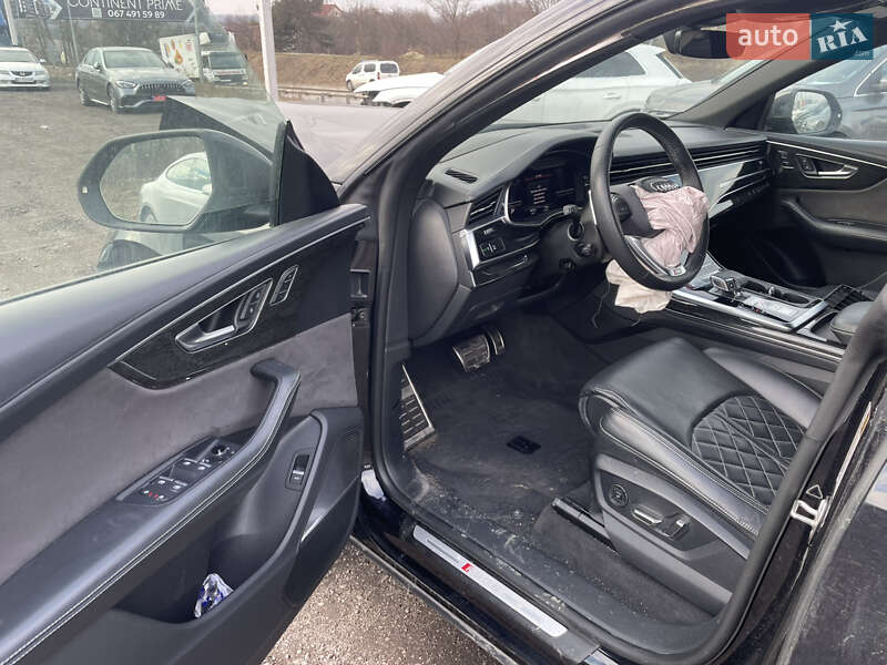 Внедорожник / Кроссовер Audi RS Q8 2021 в Львове