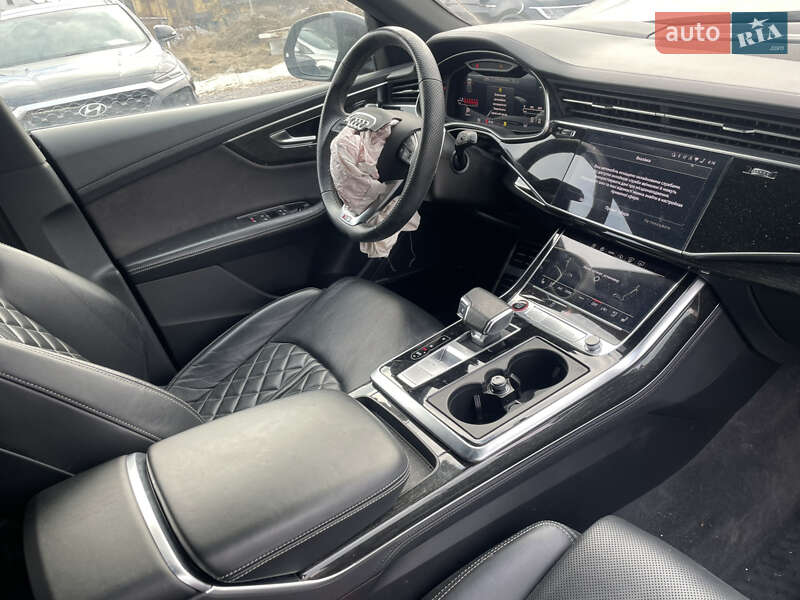 Внедорожник / Кроссовер Audi RS Q8 2021 в Львове