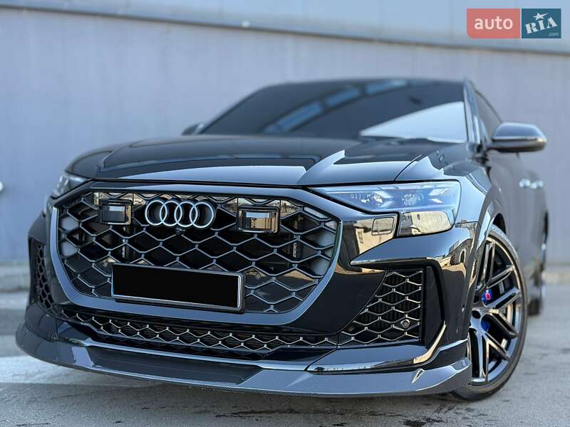Внедорожник / Кроссовер Audi RS Q8 2025 в Киеве