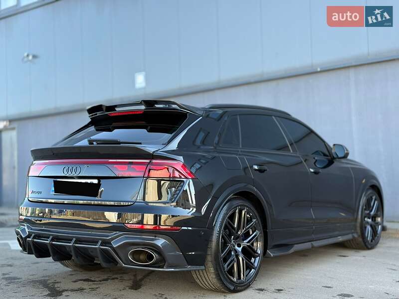 Внедорожник / Кроссовер Audi RS Q8 2025 в Киеве
