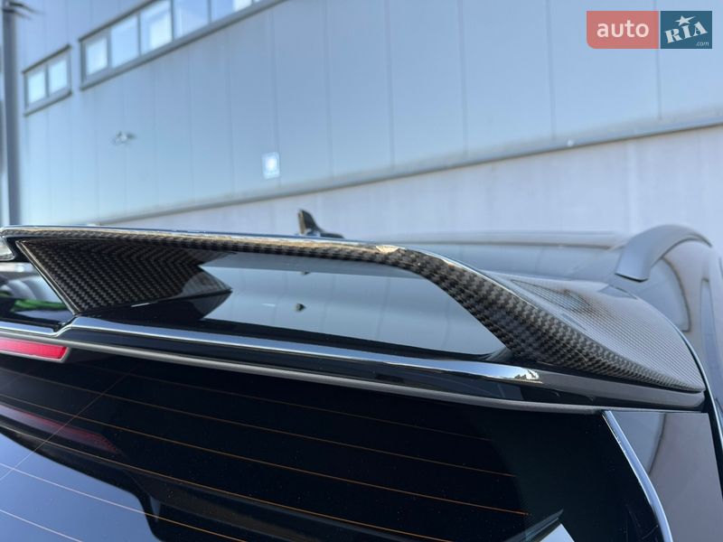 Внедорожник / Кроссовер Audi RS Q8 2025 в Киеве