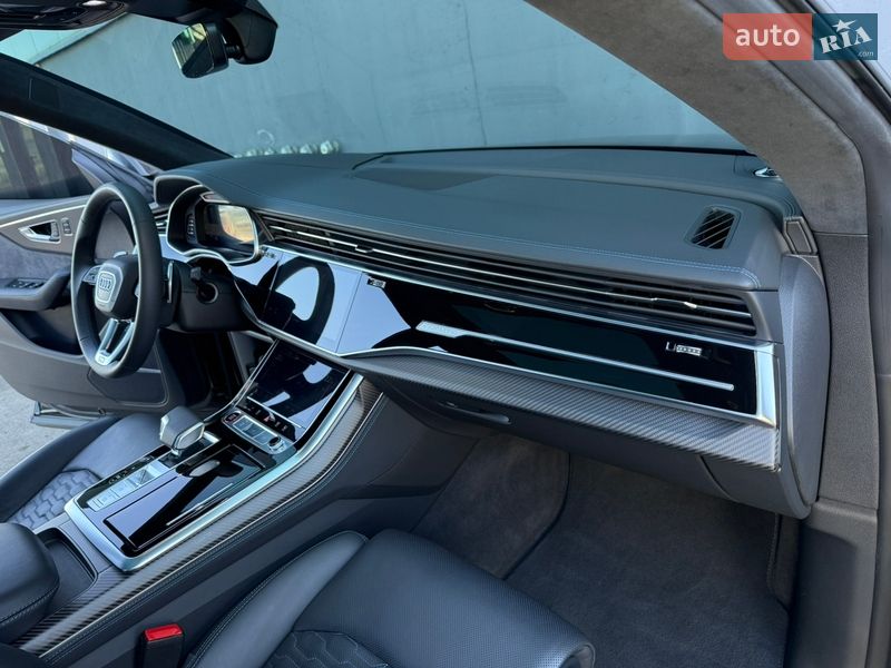 Внедорожник / Кроссовер Audi RS Q8 2025 в Киеве