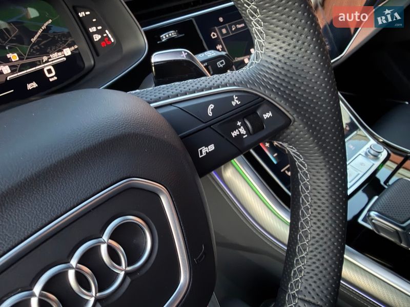 Внедорожник / Кроссовер Audi RS Q8 2025 в Киеве