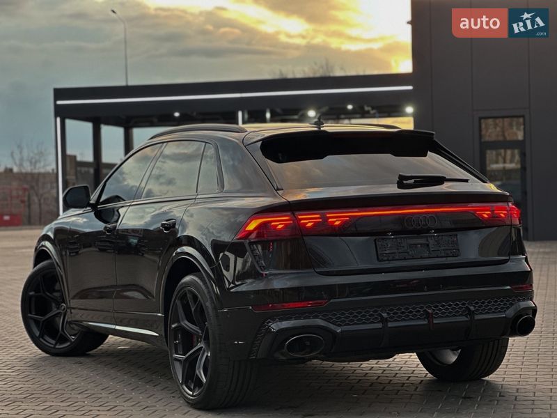 Позашляховик / Кросовер Audi RS Q8 2025 в Києві