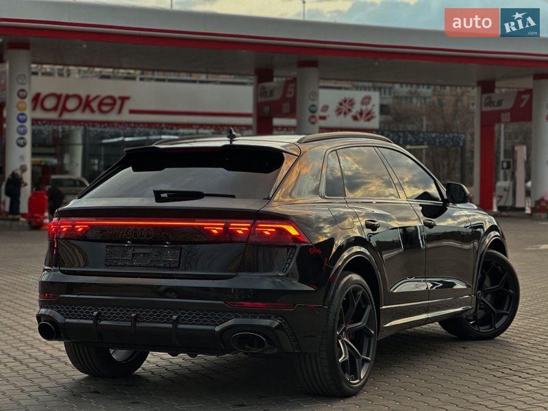 Позашляховик / Кросовер Audi RS Q8 2025 в Києві