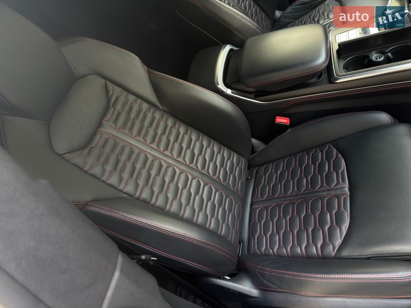 Позашляховик / Кросовер Audi RS Q8 2020 в Києві