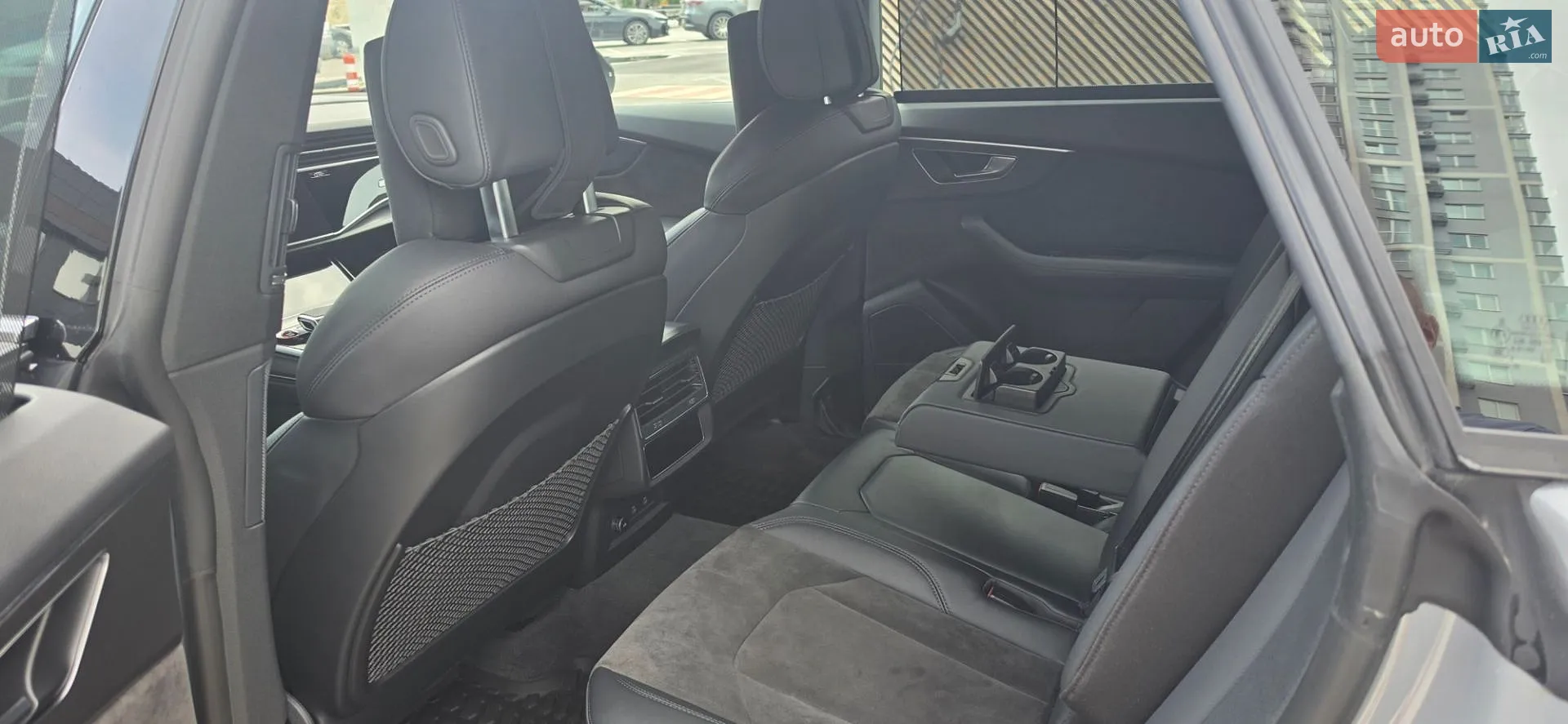 2022 Audi RS Q8 - мініатюра 7