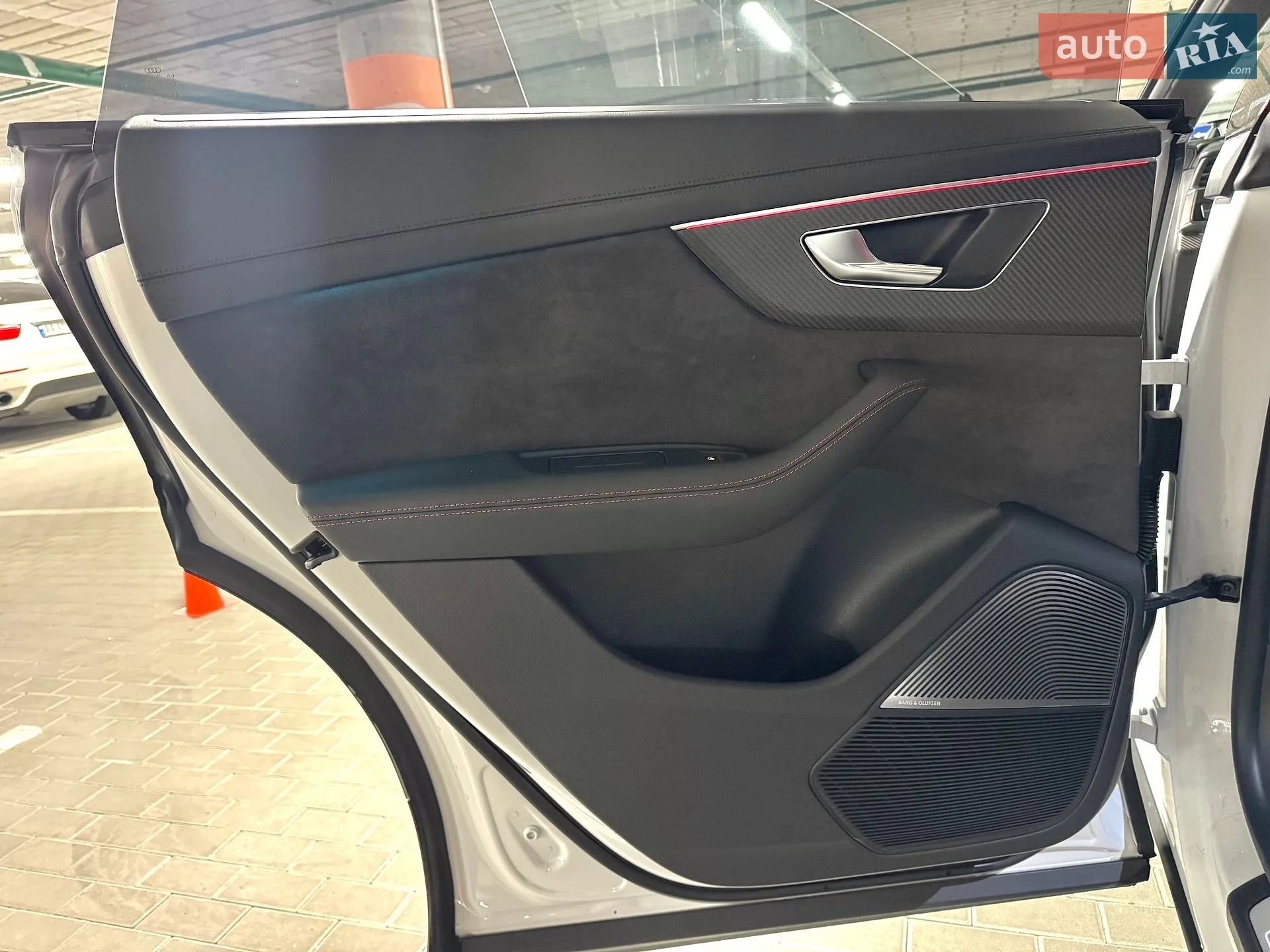 2021 Audi RS Q8 - мініатюра 27