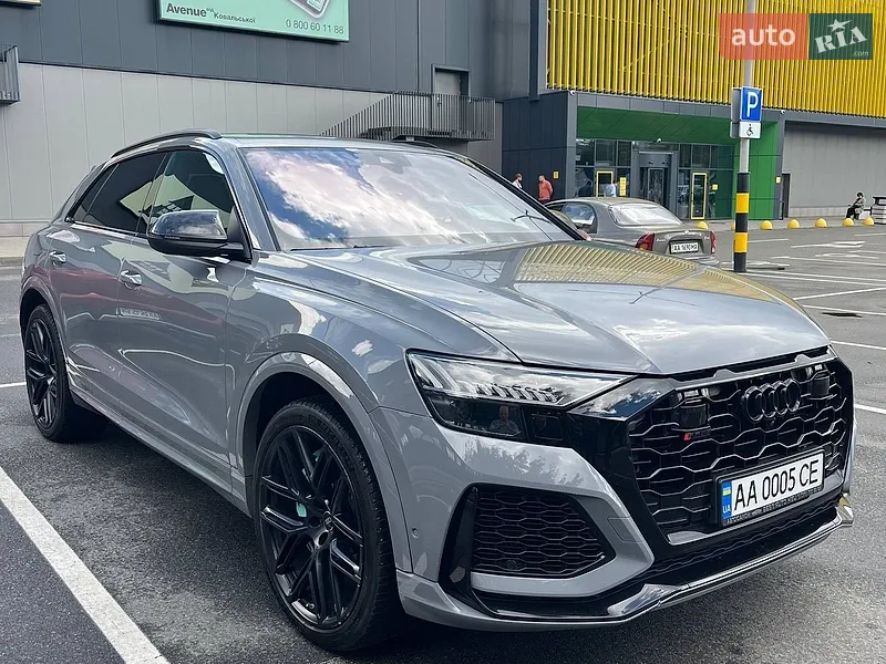 Audi RS Q8
