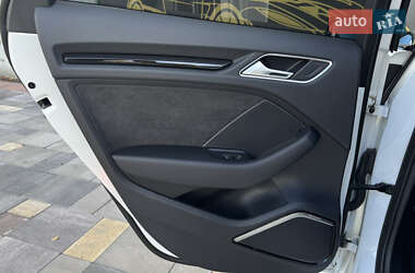 Хэтчбек Audi RS3 Sportback 2016 в 