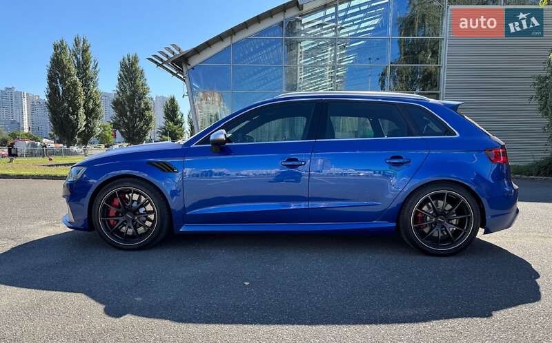 Хетчбек Audi RS3 Sportback 2016 в Києві