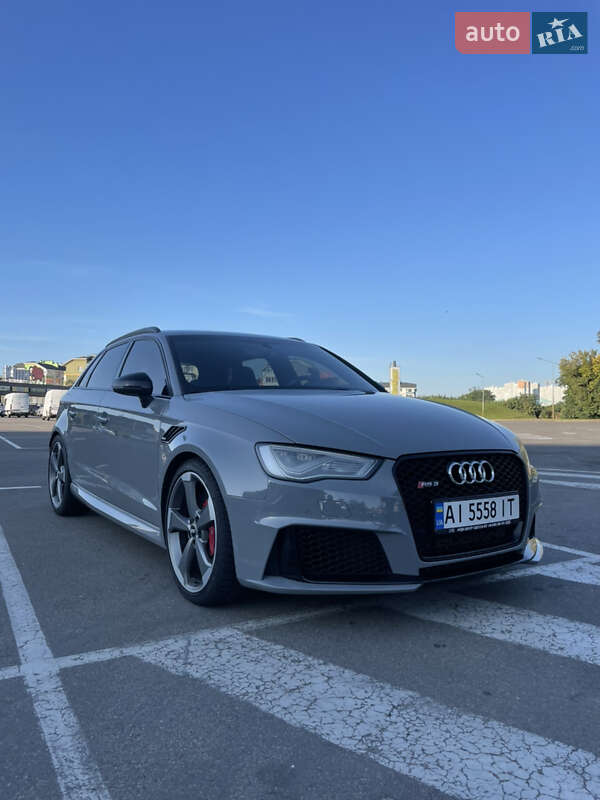 Седан Audi RS3 2015 в Василькове