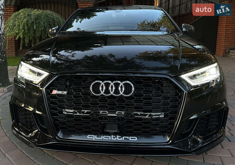 Седан Audi RS3 2018 в Запорожье