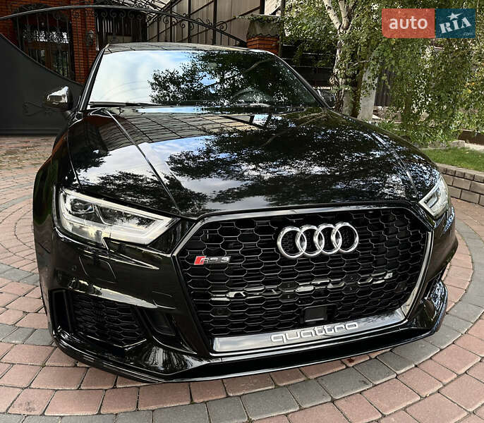 Седан Audi RS3 2018 в Запорожье