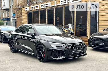 Седан Audi RS3 2021 в Киеве